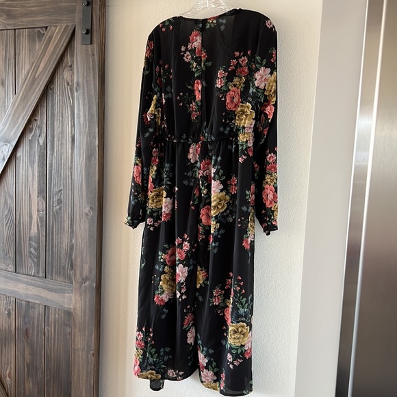 Torrid new with tags Kimono size 00 #D - Picture 9 of 12